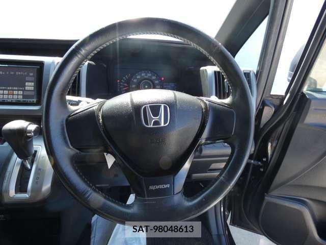 Honda STEP WGN 2010-10 255268-11