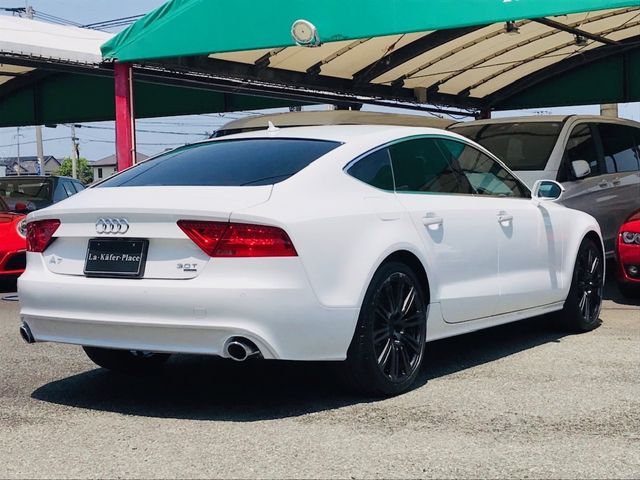 Audi A7 2011-06 3277-9