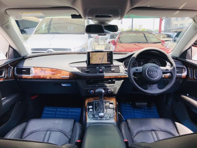 Audi A7 2011-06 3277-13