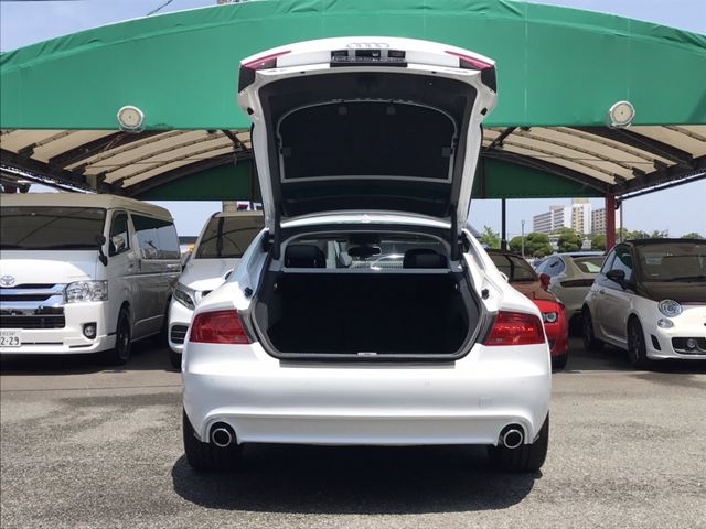 Audi A7 2011-06 3277-11