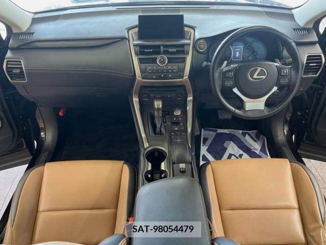 Lexus NX 2014-09 354249-1