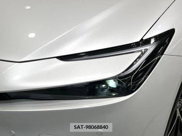 Toyota PRIUS 2023-02 332940-15