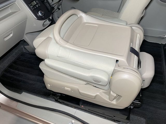 Daihatsu TANTO 2015-09 15752-9