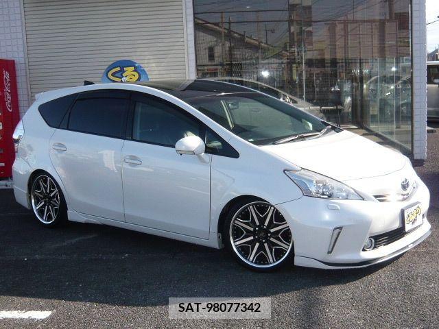 Toyota PRIUS ALPHA 2012-05 202604-2