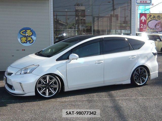 Toyota PRIUS ALPHA 2012-05 202604-5