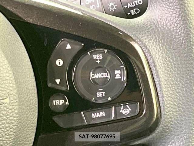 Honda N BOX 2018-09 212321-7