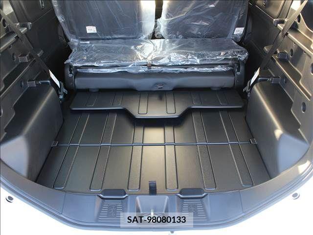 Suzuki SPACIA 2022-09 205423-19