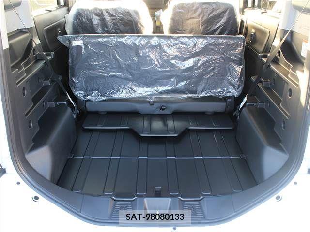 Suzuki SPACIA 2022-09 205423-11