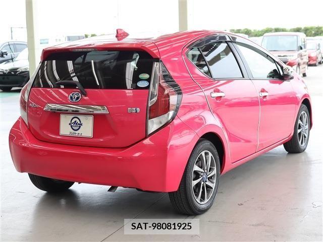 Toyota AQUA 2015-04 260200-6