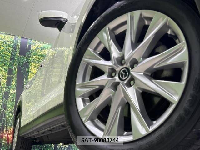 Mazda CX-8 2018-02 296004-14