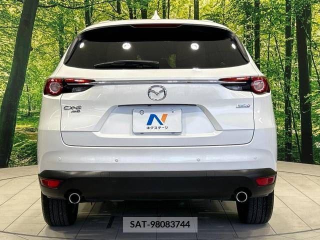 Mazda CX-8 2018-02 296004-16