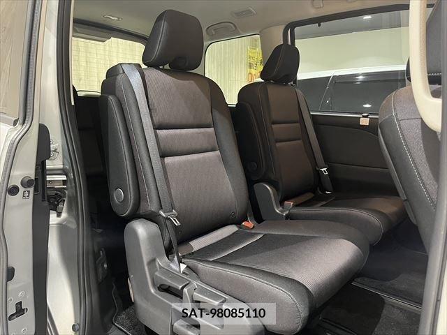 Nissan SERENA 2018-08 367727-9