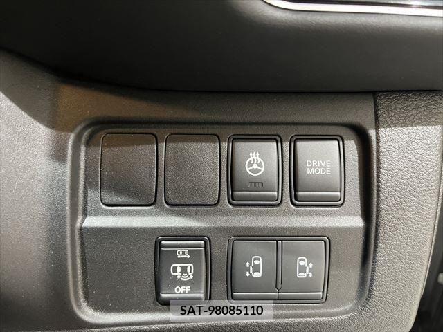 Nissan SERENA 2018-08 367727-6