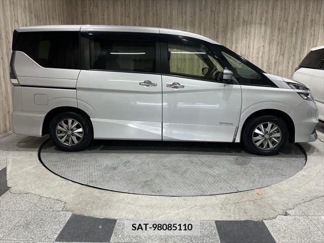 Nissan SERENA 2018-08 367727-18