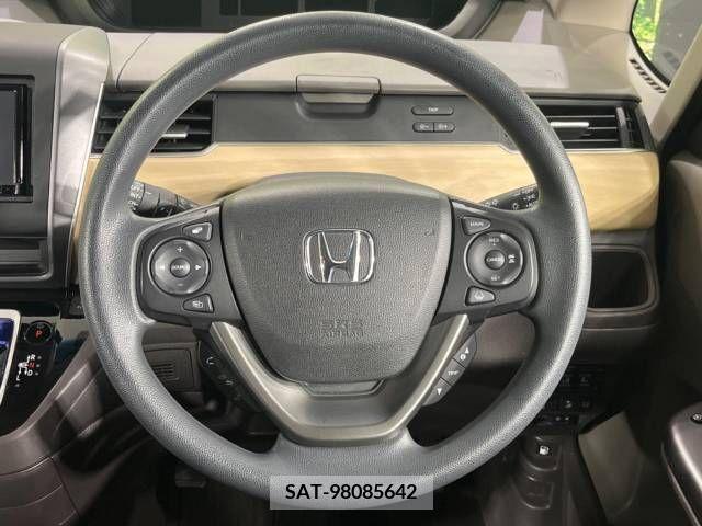 Honda FREED HYBRID 2018-03 396668-11