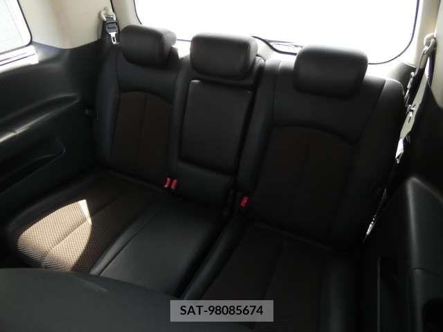Nissan ELGRAND 2011-07 387224-11