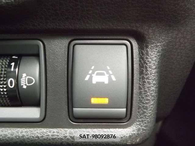 Nissan NOTE 2017-01 350364-9