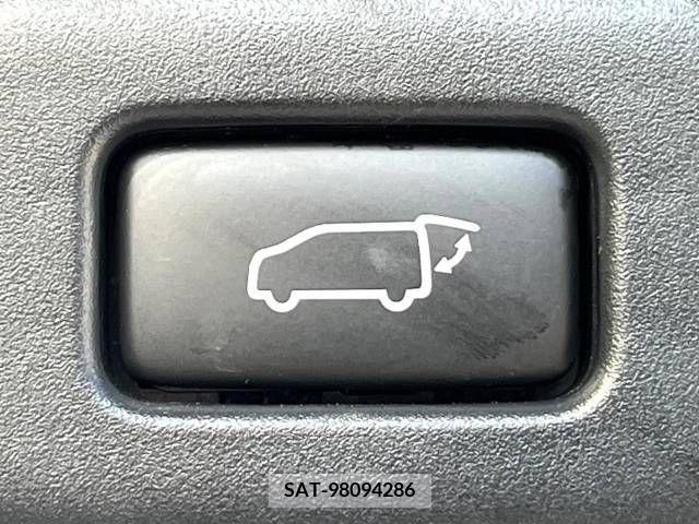 Toyota ALPHARD 2022-12 345144-5