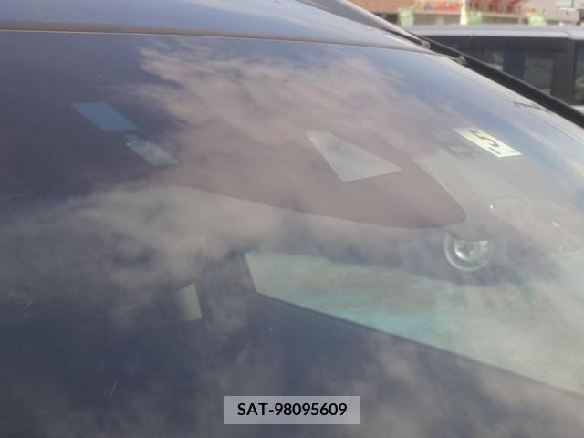 Honda VEZEL 2019-05 331171-9
