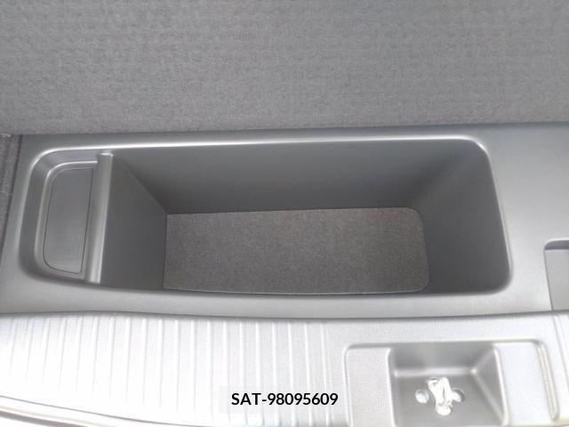 Honda VEZEL 2019-05 331171-27