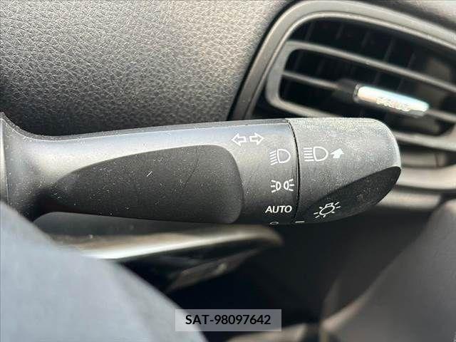 Toyota PRIUS 2017-02 385305-24