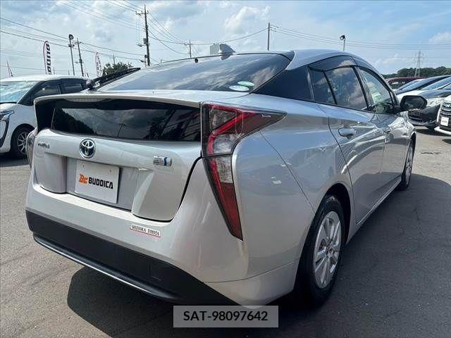 Toyota PRIUS 2017-02 385305-14