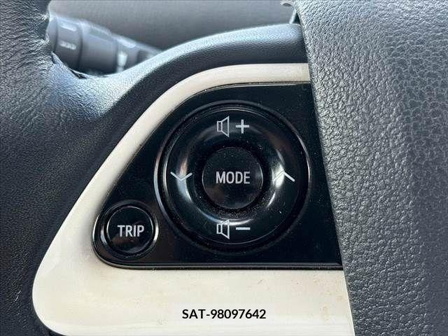 Toyota PRIUS 2017-02 385305-22