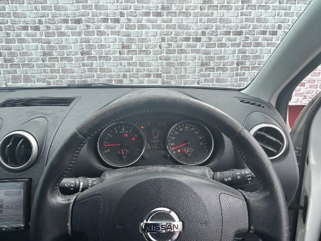 Nissan DUALIS 2011-09 196240-7