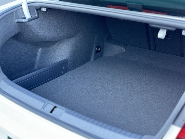 VolksWagen PASSAT 2022-09 22726-19