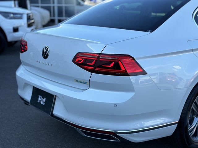 VolksWagen PASSAT 2022-09 22726-24