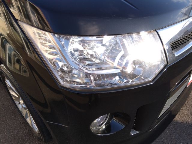 Mitsubishi DELICA D5 2012-02 23703-5