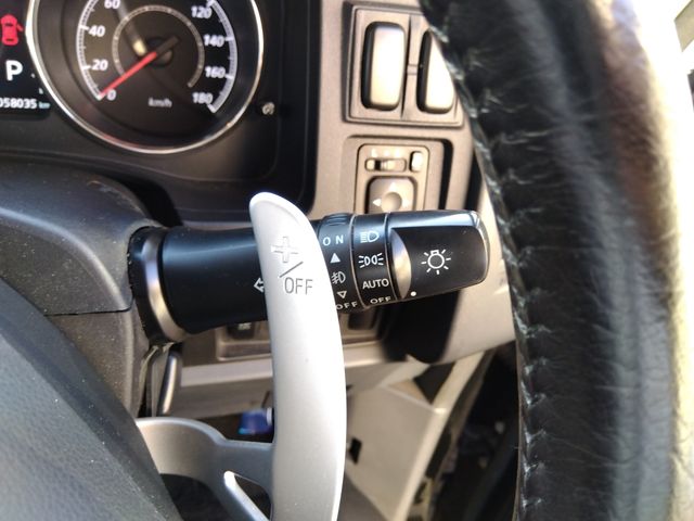 Mitsubishi DELICA D5 2012-02 23703-13