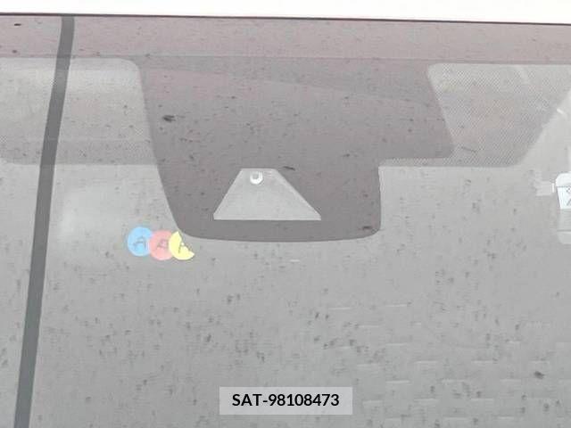 Toyota PRIUS PHV 2017-06 282559-2