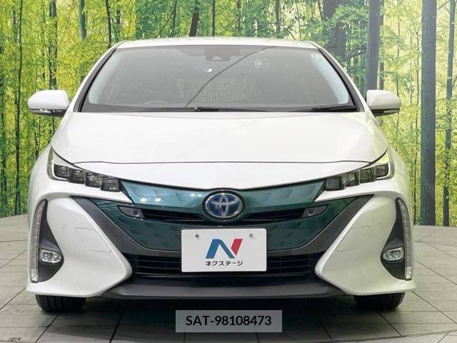 Toyota PRIUS PHV 2017-06 282559-14