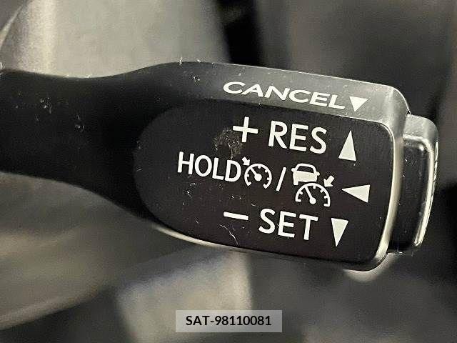 Toyota HARRIER 2018-12 331859-4