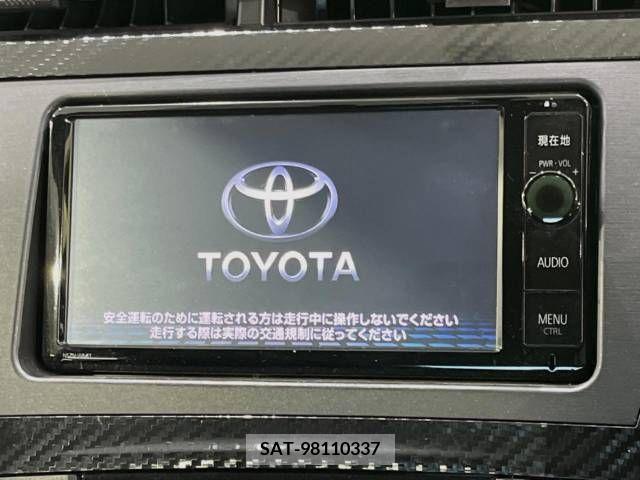 Toyota PRIUS 2015-11 366528-2