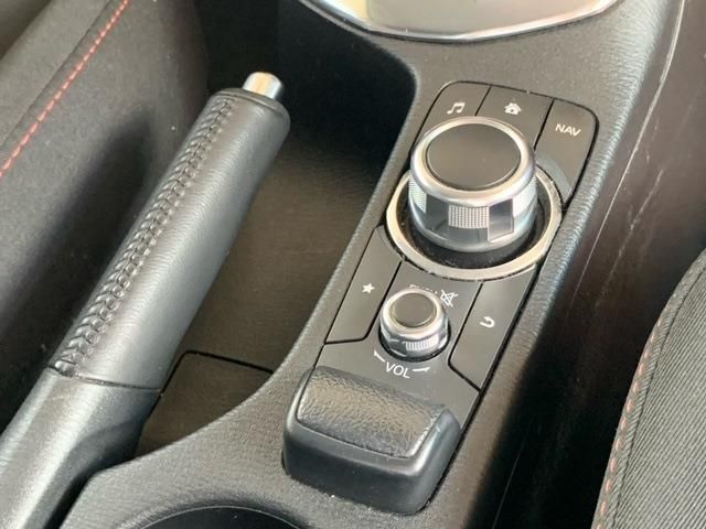 Mazda DEMIO 2015-03 99-25