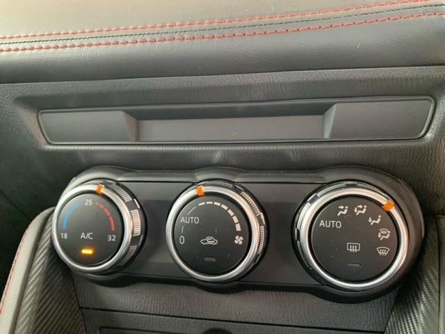 Mazda DEMIO 2015-03 99-22