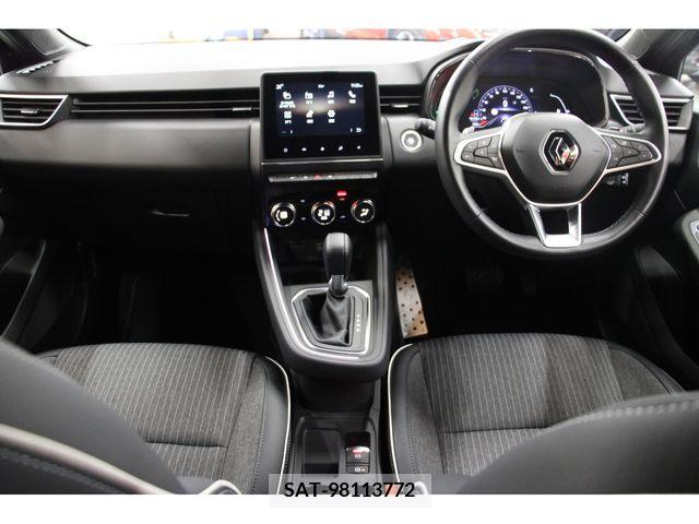 Renault LUTECIA 2023-04 317017-1