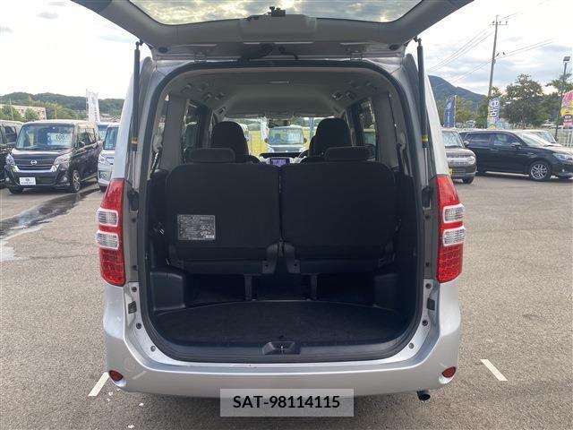 Toyota NOAH 2011-08 248994-6