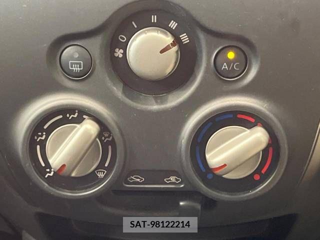 Nissan NOTE 2013-08 341667-5