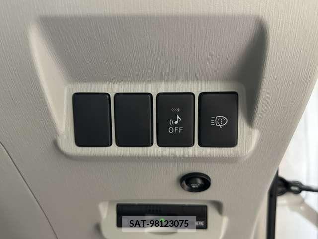 Toyota PRIUS ALPHA 2012-07 322212-15