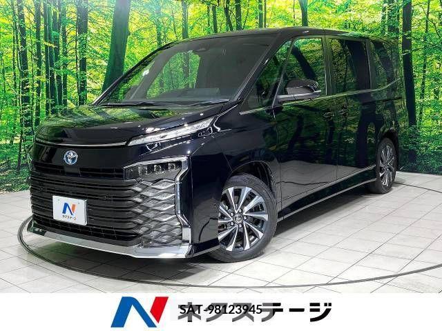 Toyota VOXY HYBRID 2022-04 381501-0