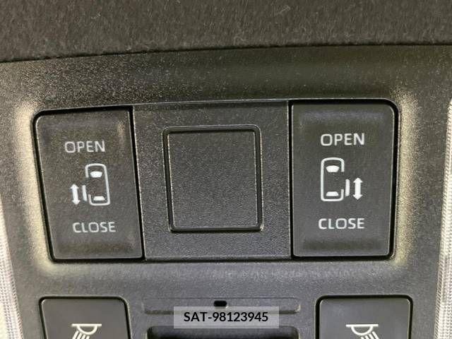 Toyota VOXY HYBRID 2022-04 381501-6