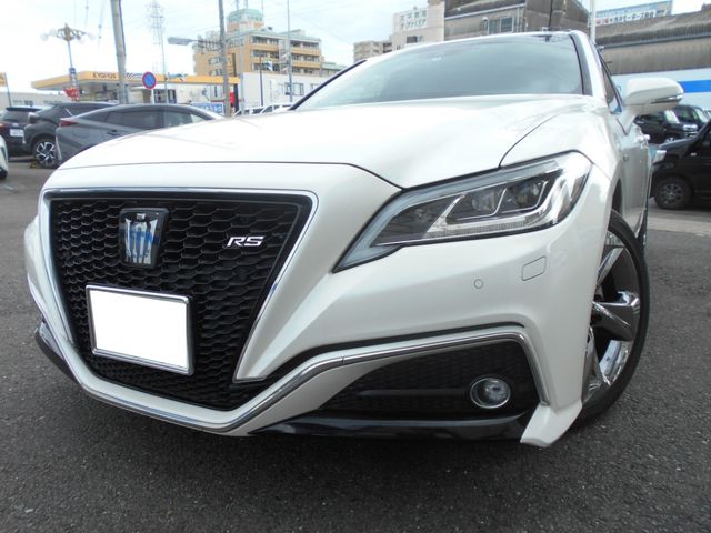 Toyota CROWN SEDAN 2019-04 8200-0