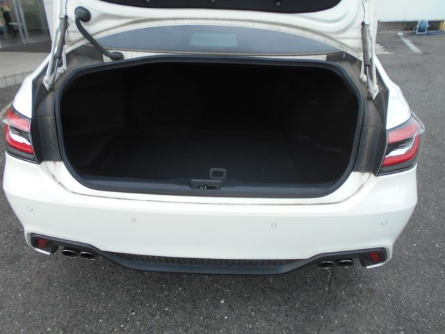 Toyota CROWN SEDAN 2019-04 8200-15