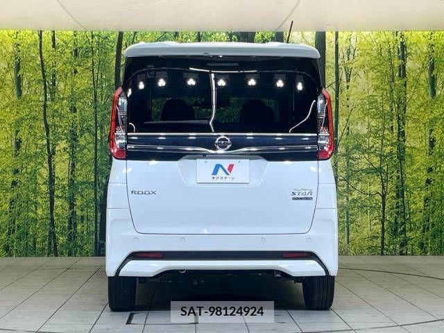 Nissan ROOX 2020-06 354488-17
