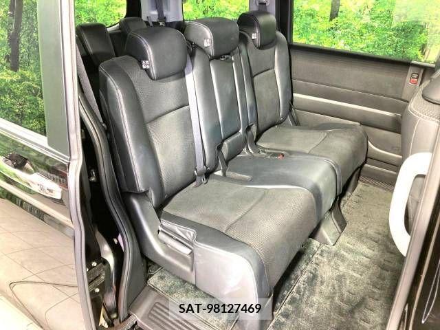 Honda STEP WGN 2013-07 368840-9