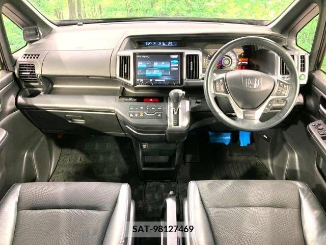 Honda STEP WGN 2013-07 368840-1
