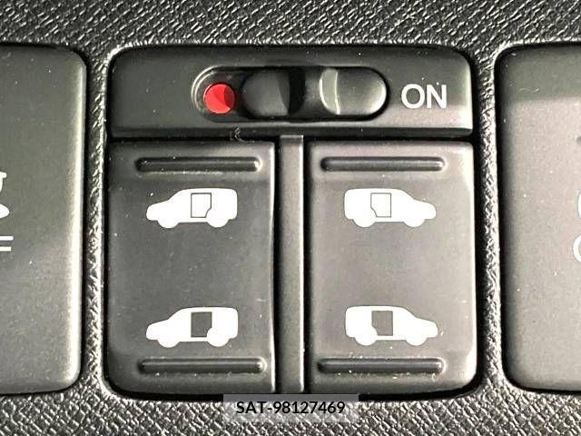 Honda STEP WGN 2013-07 368840-5